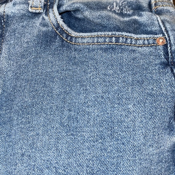 TARGET Wild Fable Super High-Rise Straight Distressed Jeans in Size 6 - Picture 8 of 8